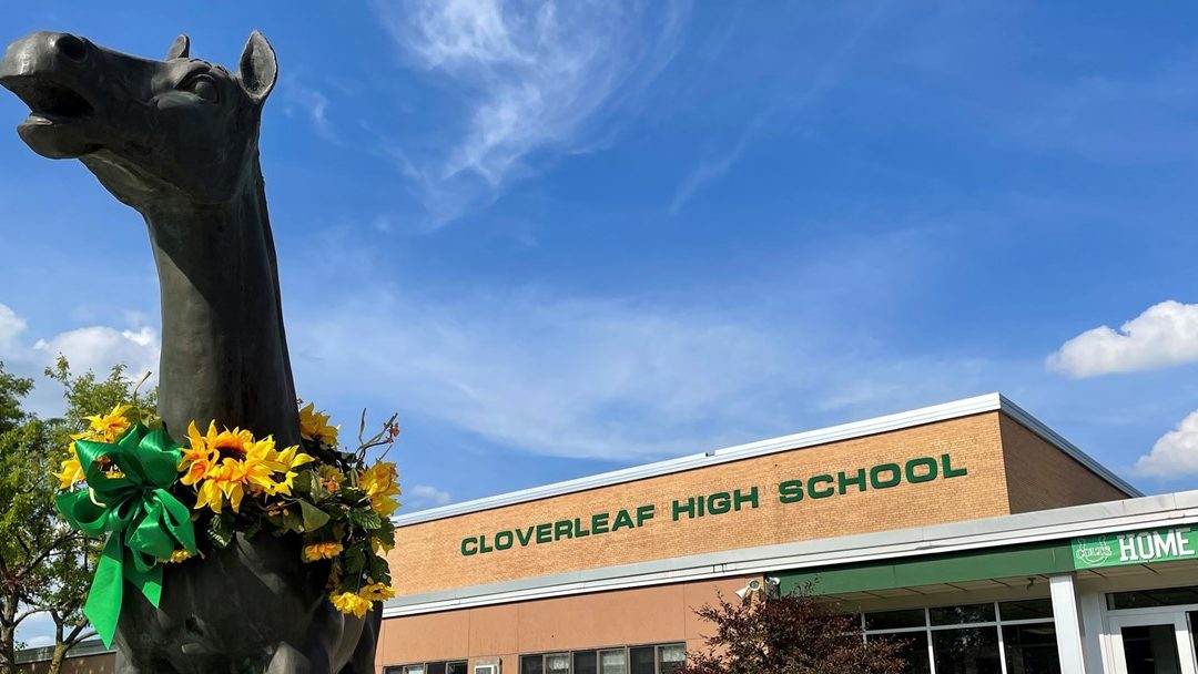 Mask mandate returns to Cloverleaf High School